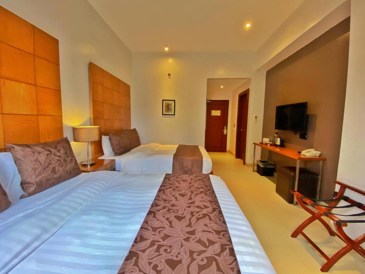 Aloha Boracay Hotel Balabag  Exterior photo